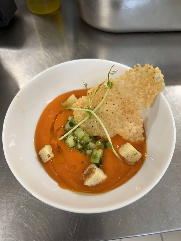 Plat estival servi à Treignac Plage